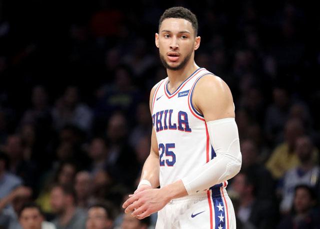 包含波尔津吉斯爆发新星，西蒙斯刷新纪录，官方宣布新规球队迎来希望！的词条